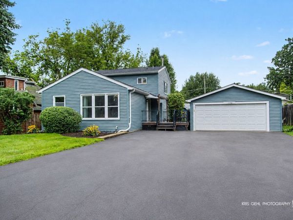 1530 Grove Drive , Round Lake Beach, IL 60073