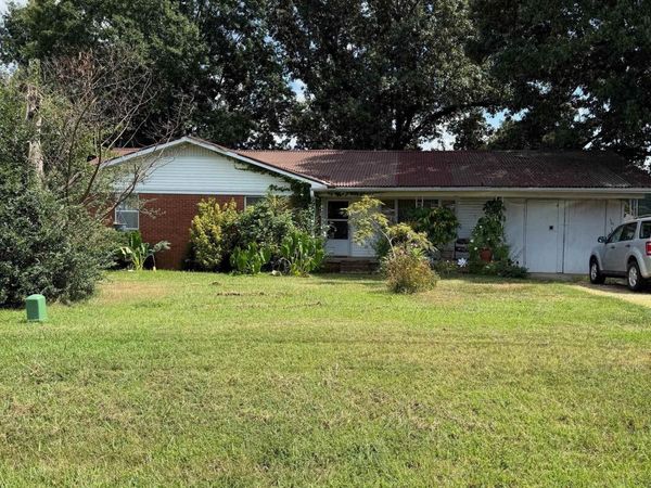Paragould, AR 72450