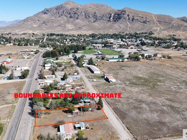 692 Jay Street, ARCO, ID 83213