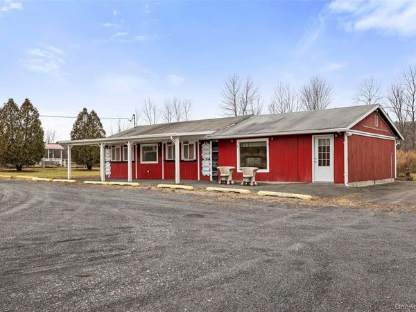 11051 State Route 9W , Coxsackie, NY 12051