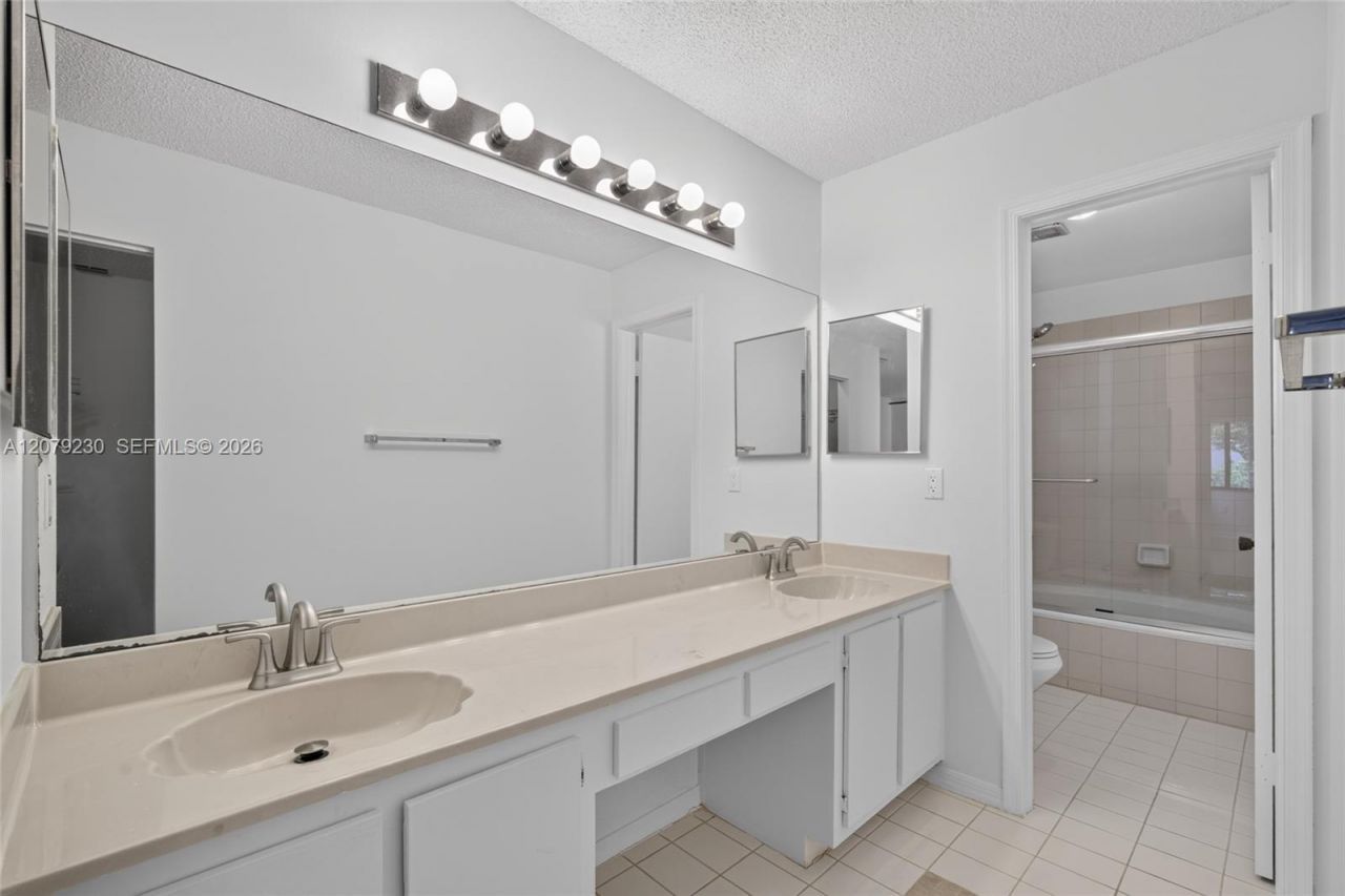 6328 SW 127th Pl, Miami, FL 33183 Photo