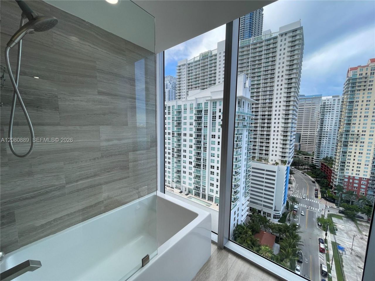1300 Brickell Bay Dr , Unit 2010, Miami, FL 33131 Photo