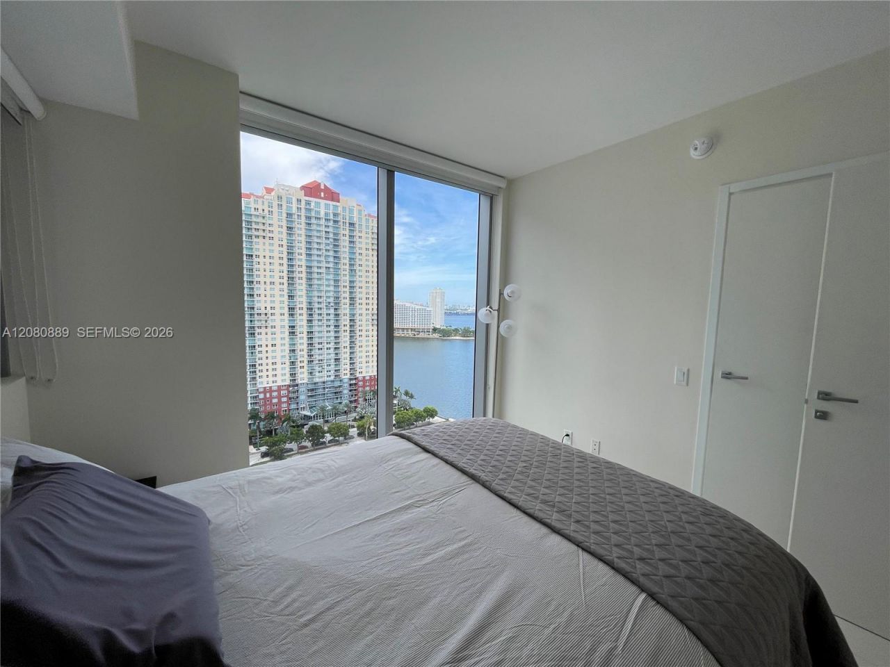 1300 Brickell Bay Dr , Unit 2010, Miami, FL 33131 Photo