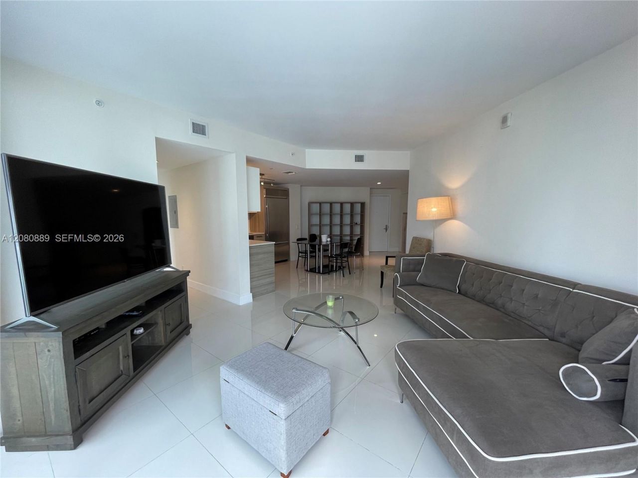 1300 Brickell Bay Dr , Unit 2010, Miami, FL 33131 Photo