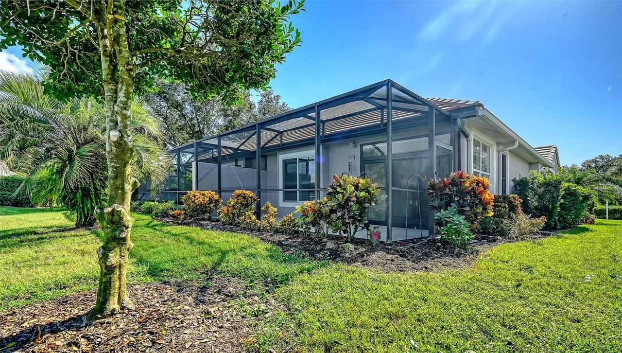 8306 Tartan Fields Circle, Bradenton, FL 34202 Photo