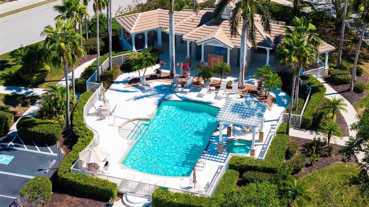 8306 Tartan Fields Circle, Bradenton, FL 34202 Photo