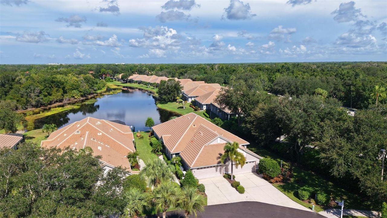 8306 Tartan Fields Circle, Bradenton, FL 34202 Photo