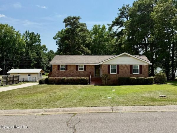 114 Sandhurst Drive , Rockingham, NC 28379