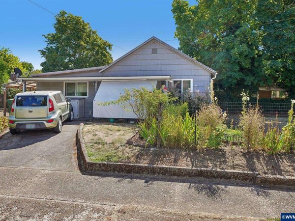 1378 6th St NW, Salem, OR 97304