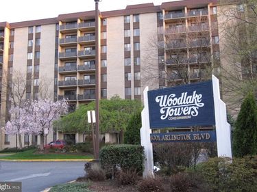 6001 ARLINGTON BOULEVARD, Unit 307, FALLS CHURCH, VA 22044