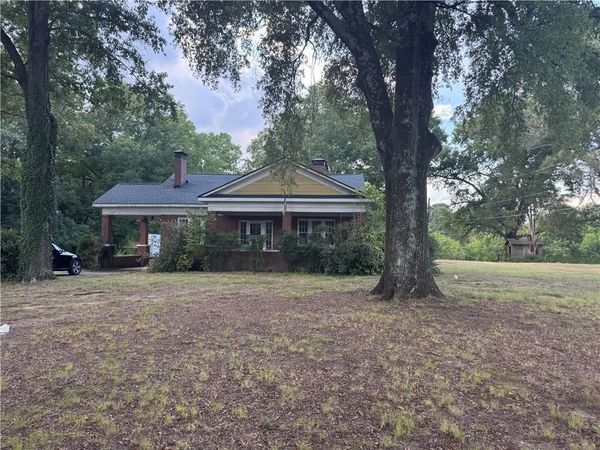 523 Old Tennessee Highway NE, White, GA 30184
