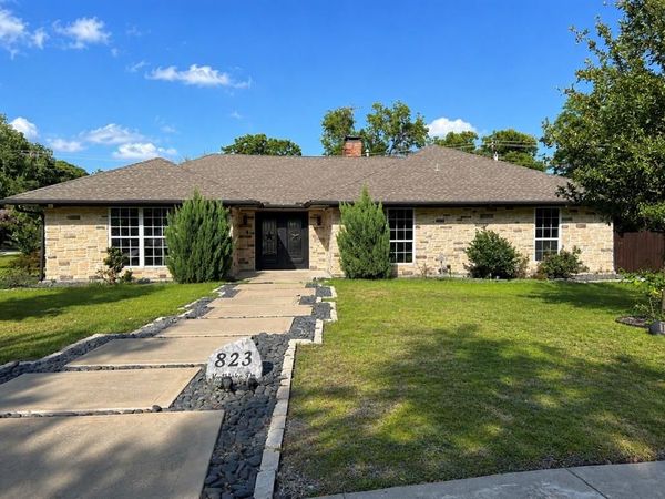 823 Northlake Drive, Richardson, TX 75080