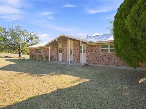 584 HWY 16 N, Graham, TX 76450