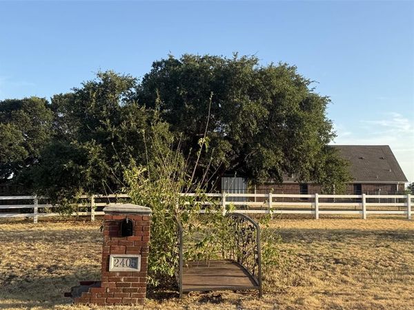 2405 Texan Drive, Haslet, TX 76052