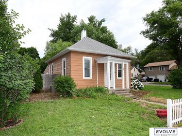 1051 N L Street, Fremont, NE 68025