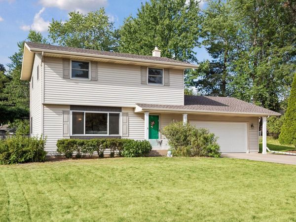 2525 Blomquist Avenue , White Bear Lake, MN 55110