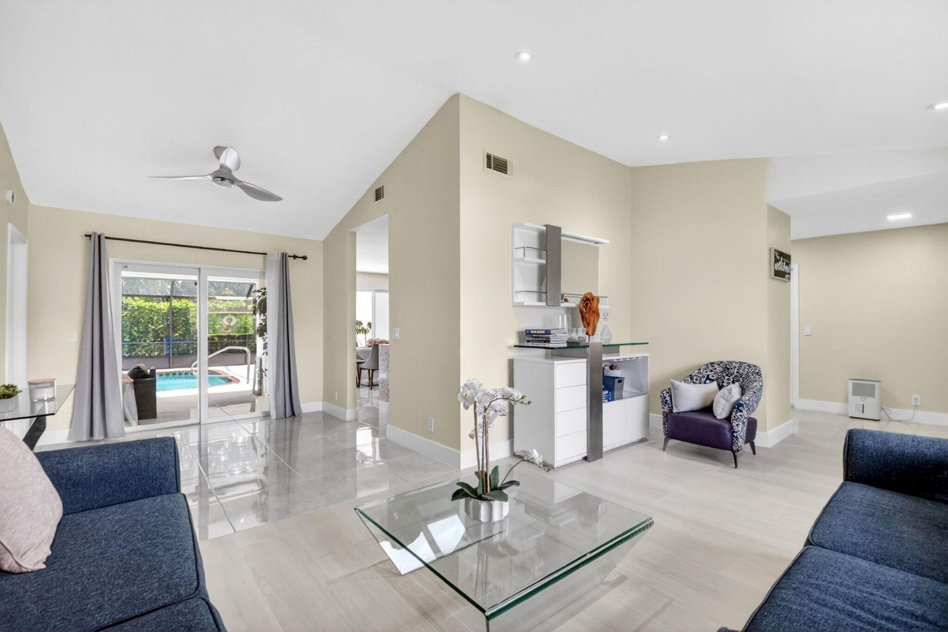 990 Hickory Trail, Wellington, FL 33414 Photo