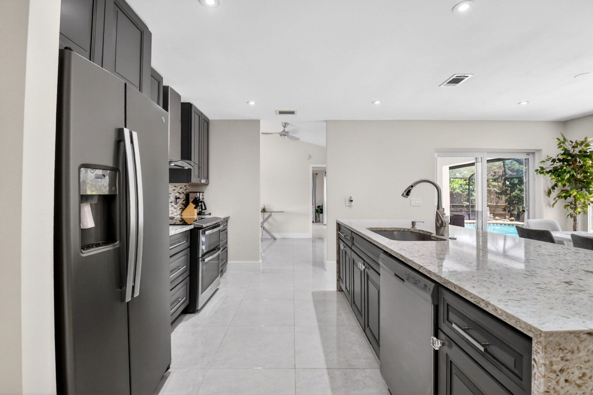 990 Hickory Trail, Wellington, FL 33414 Photo