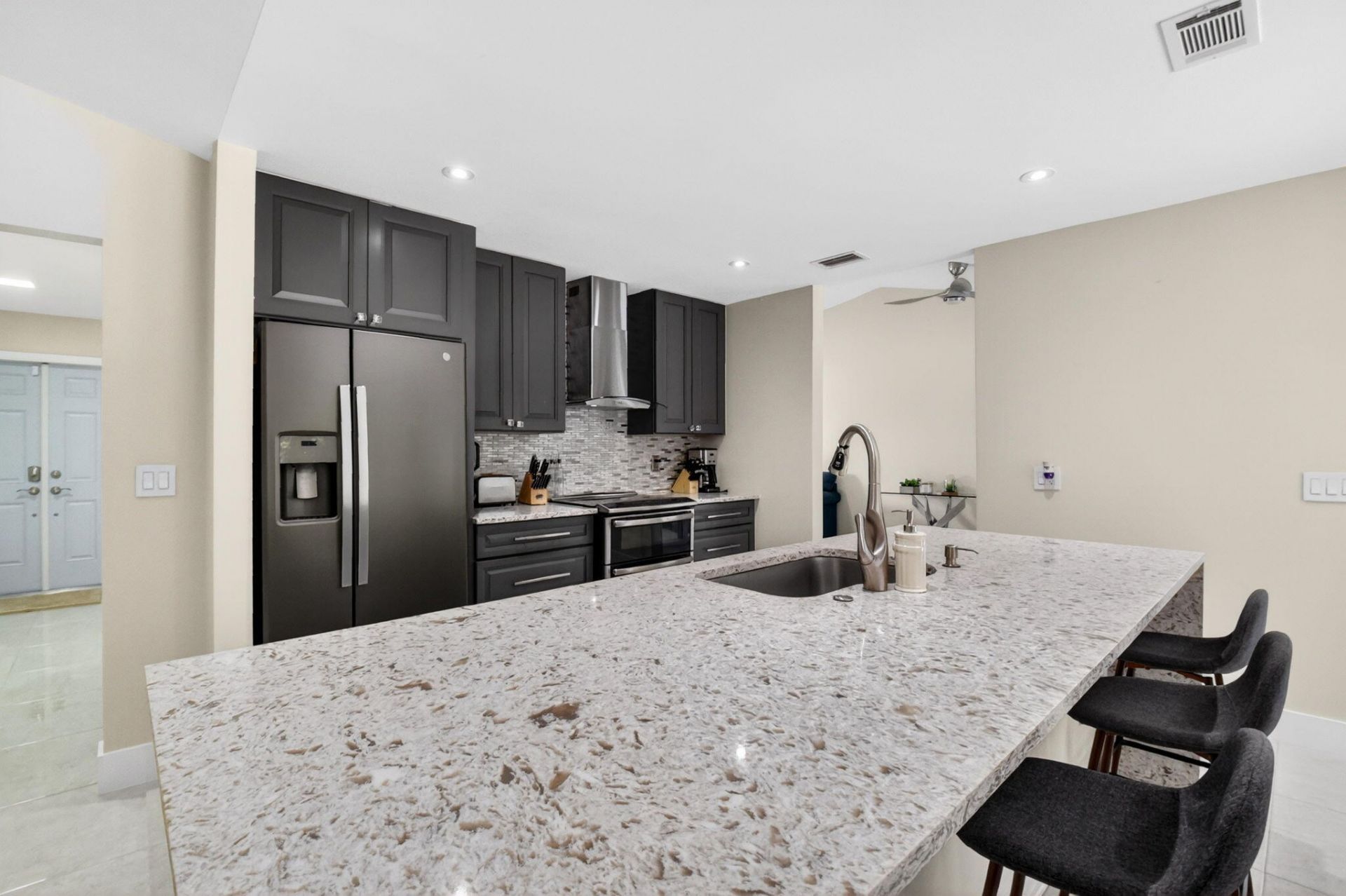 990 Hickory Trail, Wellington, FL 33414 Photo
