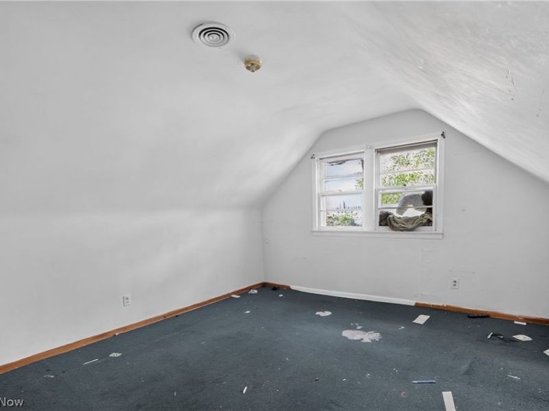 1646 Burgess Road, Cleveland, OH 44112 Photo 18