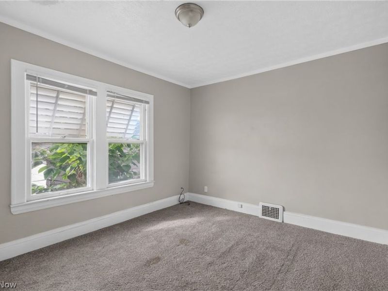 1646 Burgess Road, Cleveland, OH 44112 Photo 33