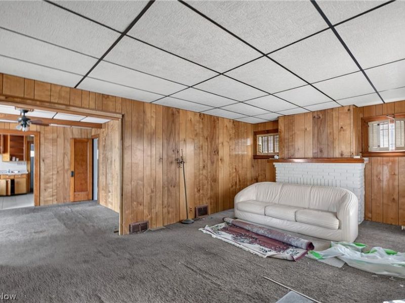 1646 Burgess Road, Cleveland, OH 44112 Photo 9