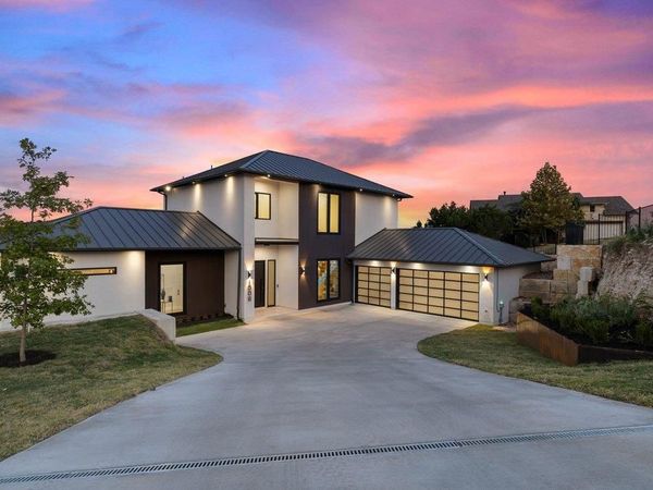 1508 Chalk Bluff CT , Leander, TX 78641