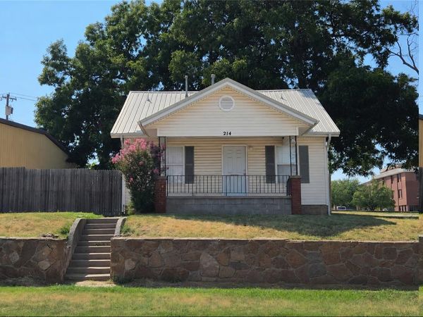 214 N Oklahoma Avenue, Shawnee, OK 74801
