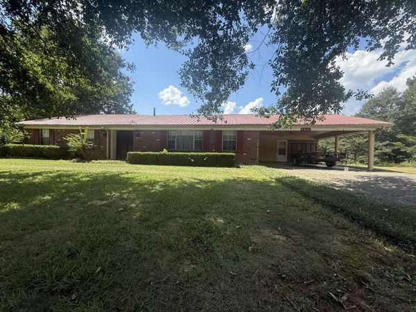 1227 County Road 194, Blue Springs, MS 38828