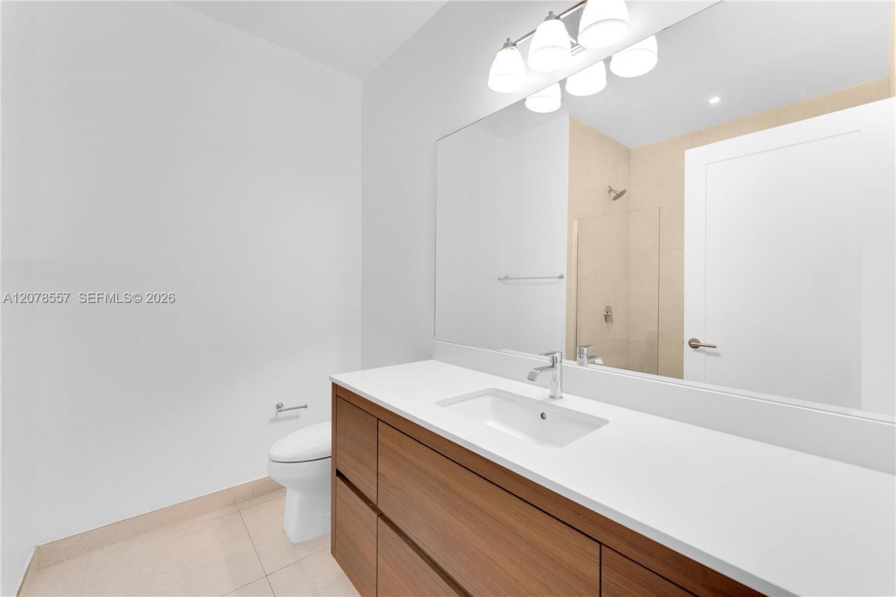 3581 E Glencoe Street , Unit 202, Miami, FL 33133 Photo