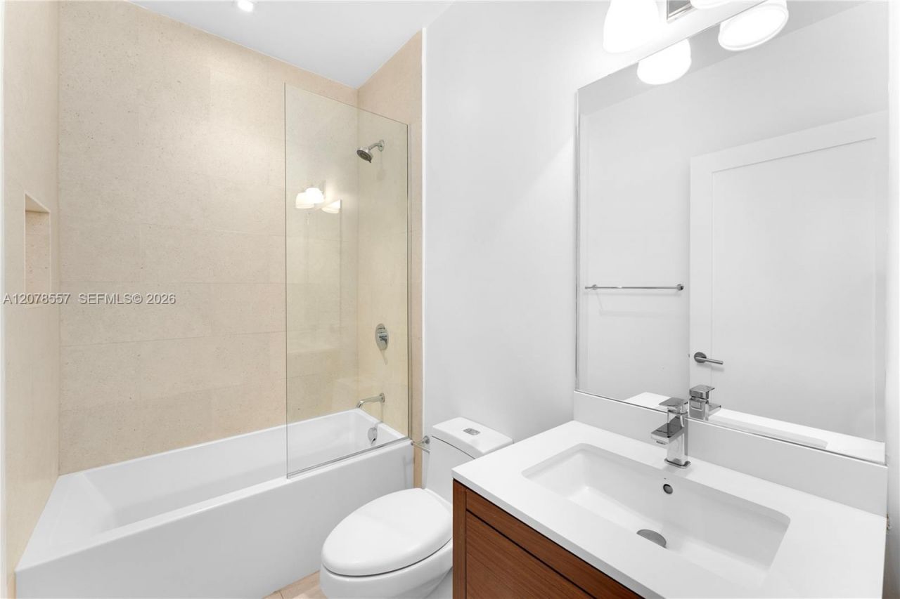 3581 E Glencoe Street , Unit 202, Miami, FL 33133 Photo