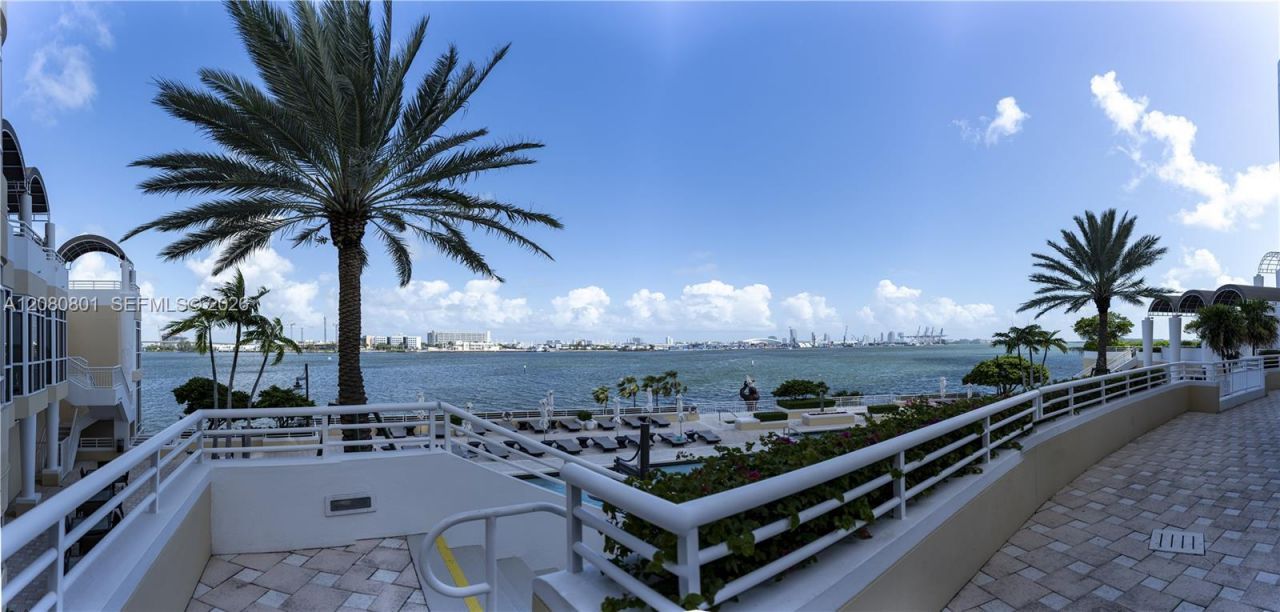 808 Brickell Key Dr , Unit 404, Miami, FL 33131 Photo