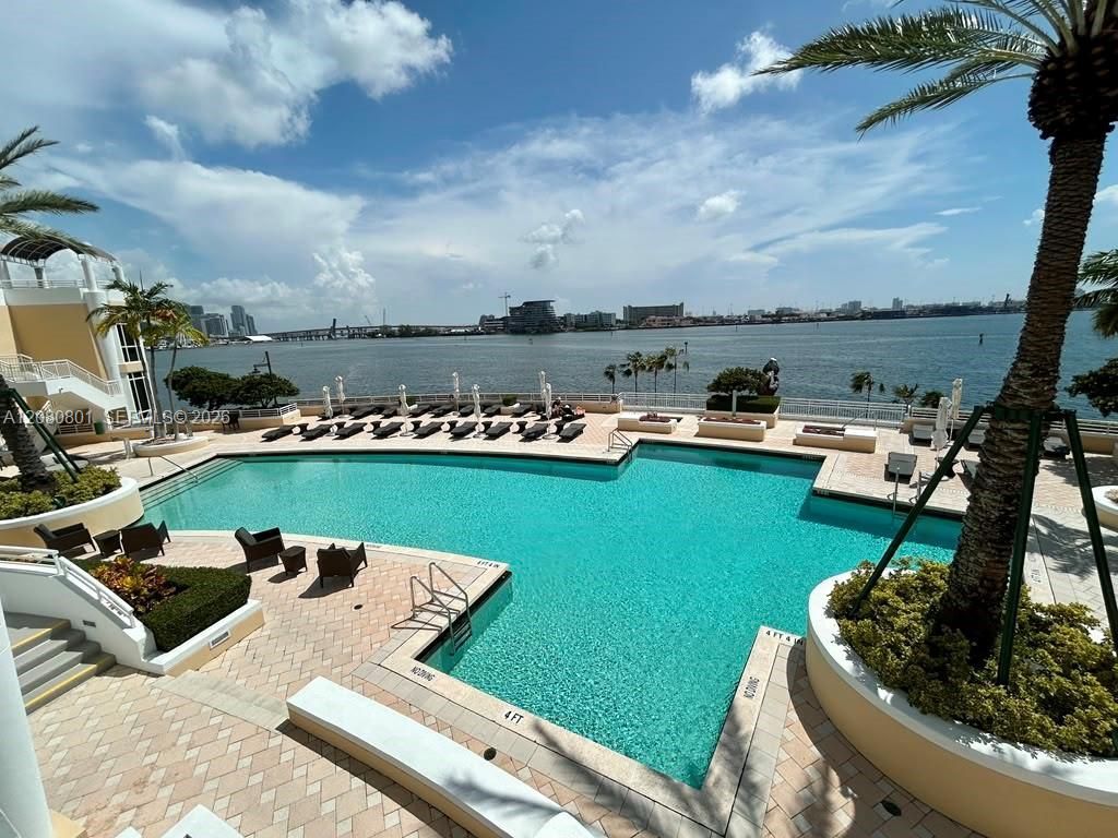 808 Brickell Key Dr , Unit 404, Miami, FL 33131 Photo