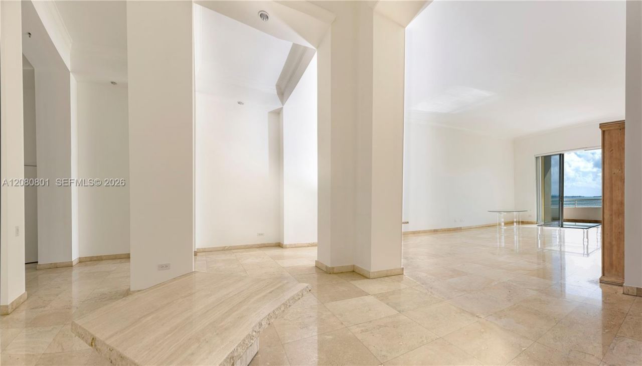 808 Brickell Key Dr , Unit 404, Miami, FL 33131 Photo
