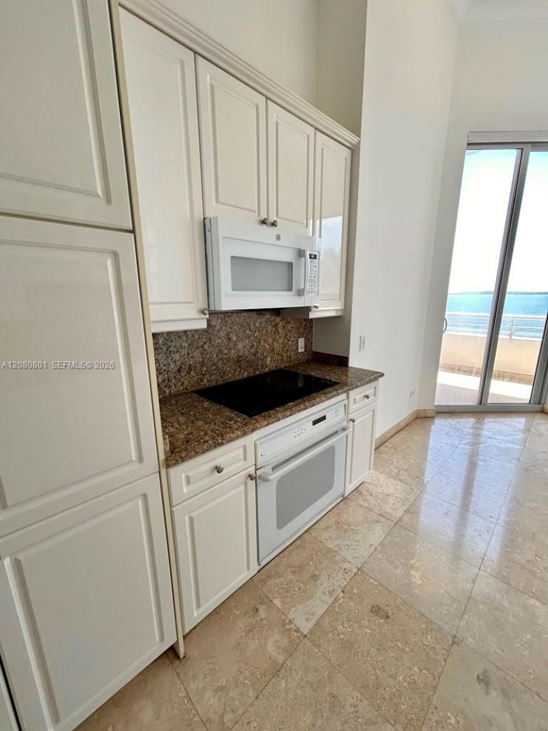 808 Brickell Key Dr , Unit 404, Miami, FL 33131 Photo