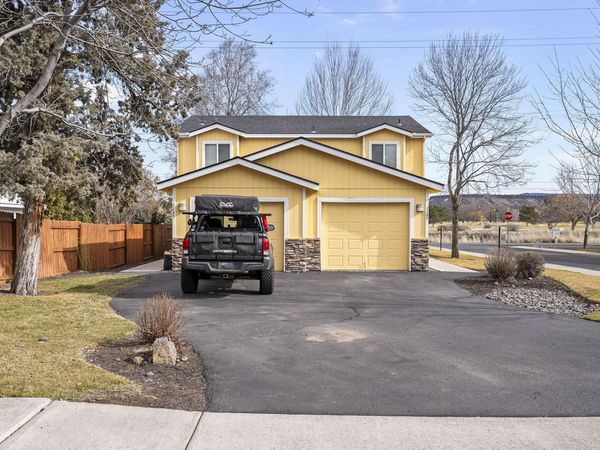 614 S Cliffside Lane, Prineville, OR 97754