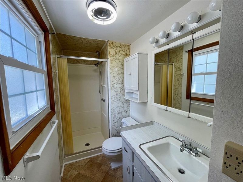 607 Jefferson Street, Toronto, OH 43964 Photo 16