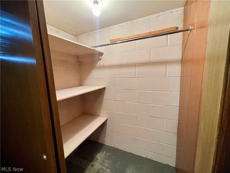 607 Jefferson Street, Toronto, OH 43964 Photo 31