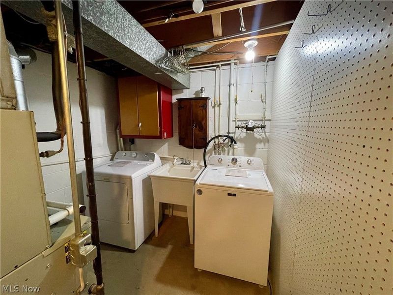 607 Jefferson Street, Toronto, OH 43964 Photo 32