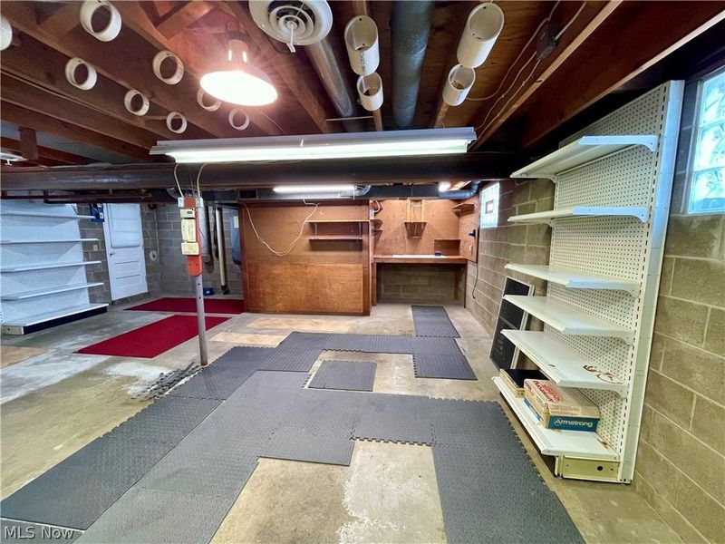 607 Jefferson Street, Toronto, OH 43964 Photo 37
