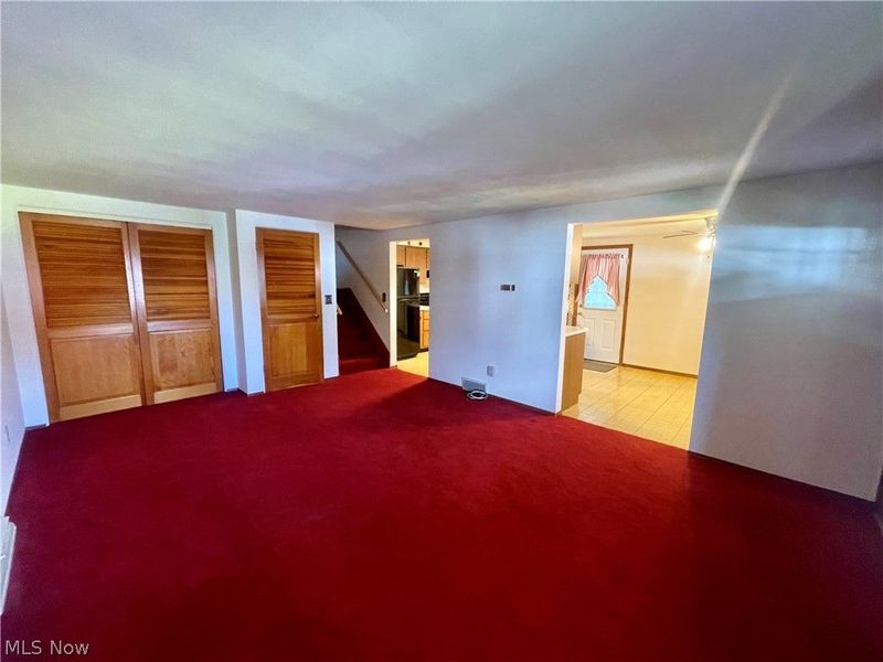 607 Jefferson Street, Toronto, OH 43964 Photo 9