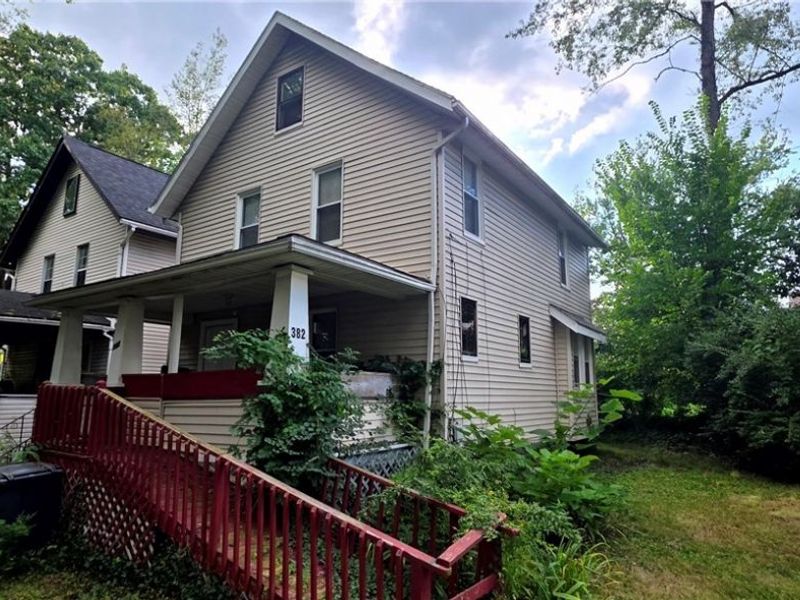 382 W Cedar Street, Akron, OH 44307 Photo 1