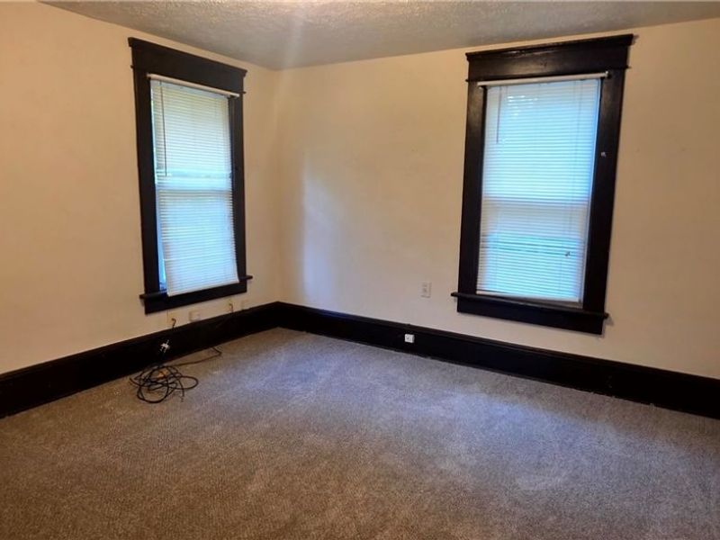 382 W Cedar Street, Akron, OH 44307 Photo 14