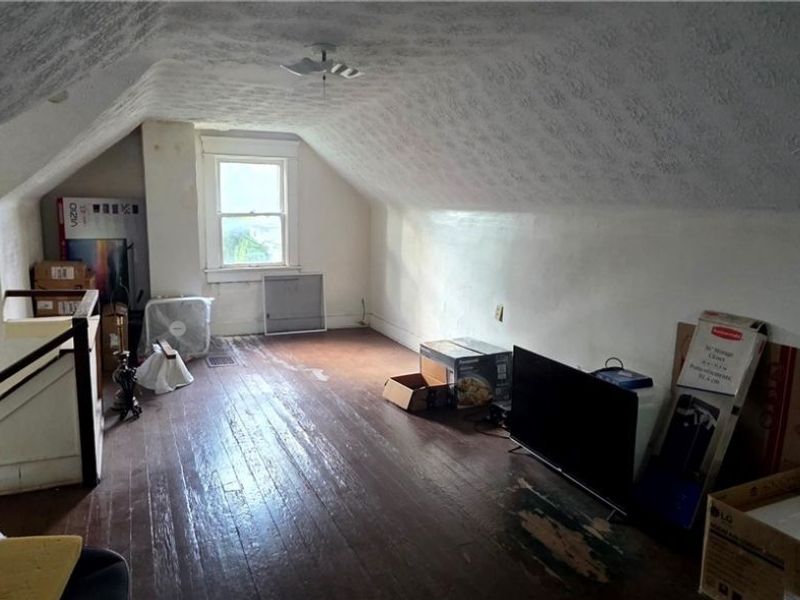 382 W Cedar Street, Akron, OH 44307 Photo 19