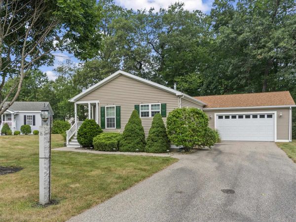 16 Aspen Way, North Hampton, NH 03862