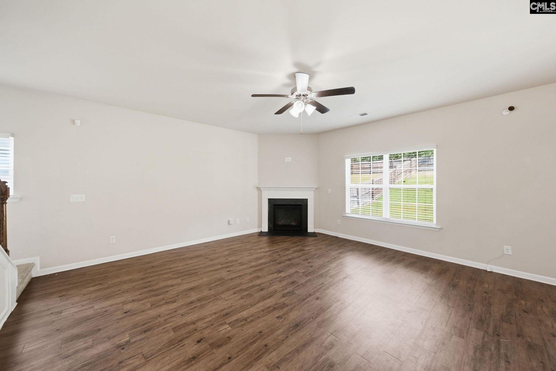 129 Esso Lane  Photo 8
