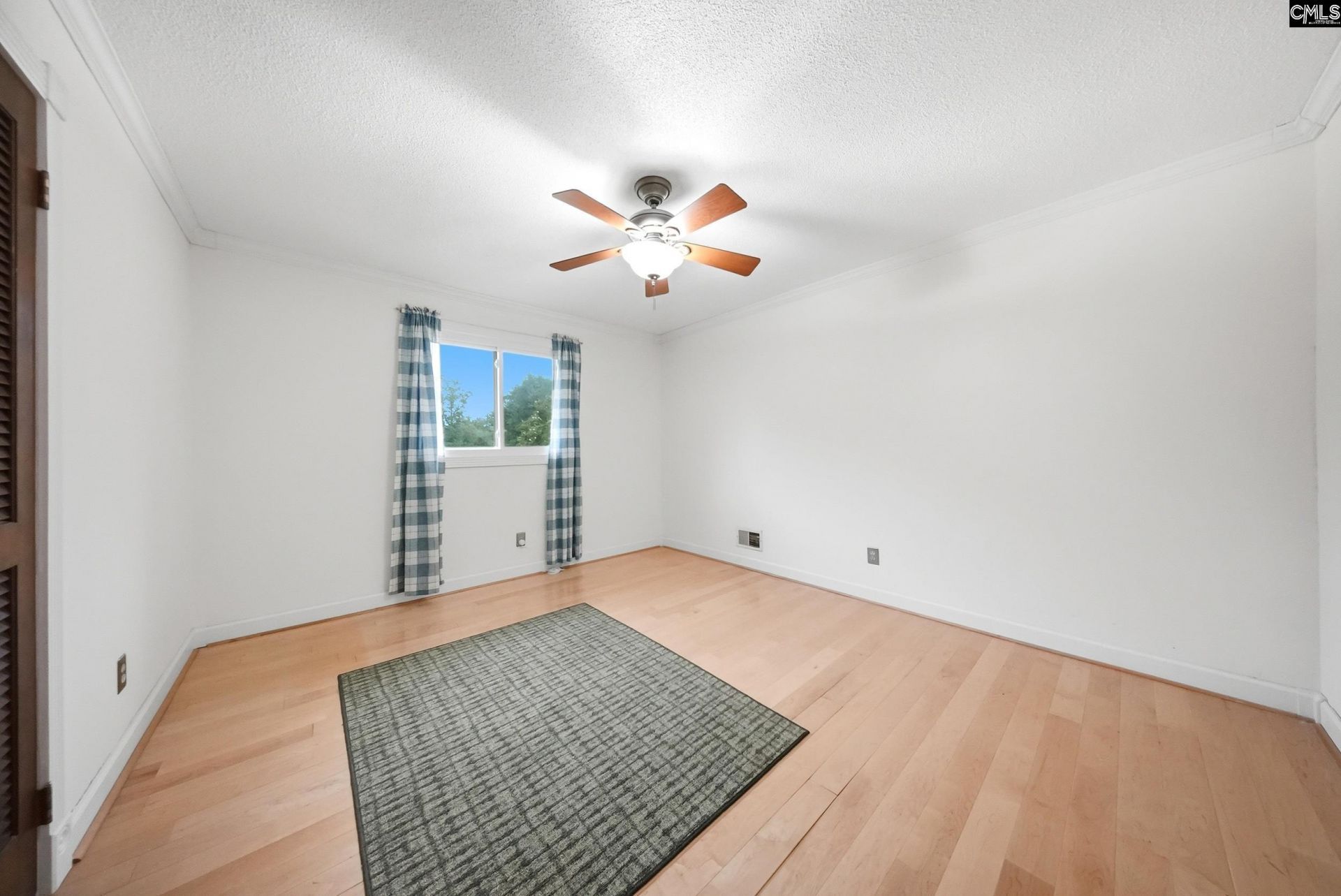 416 Saddlebrook Lane  Photo 17