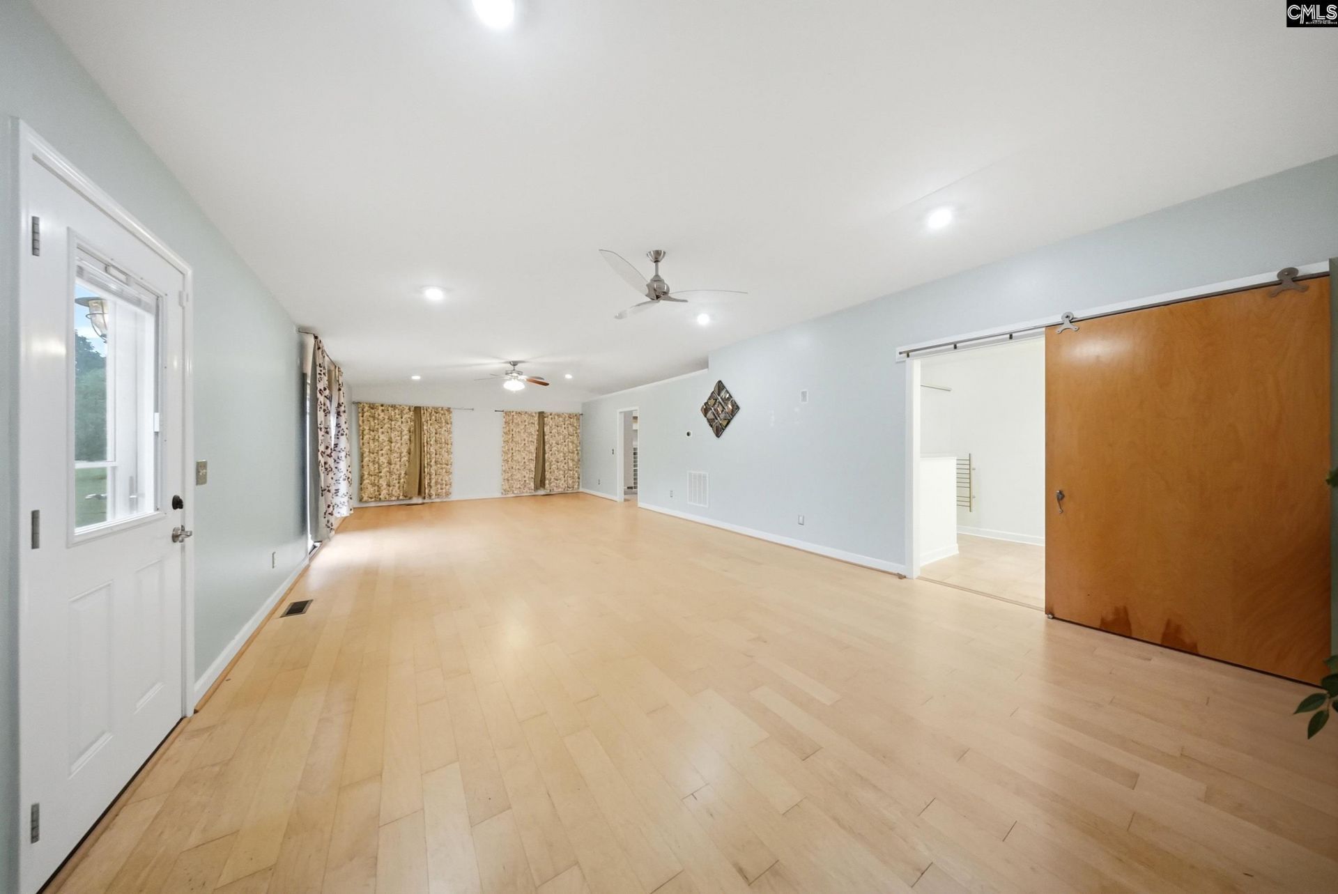 416 Saddlebrook Lane  Photo 9