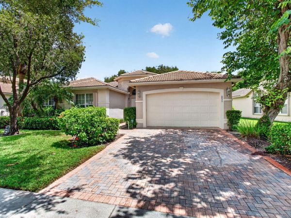 8855 Majorca Bay Drive, Lake Worth, FL 33467