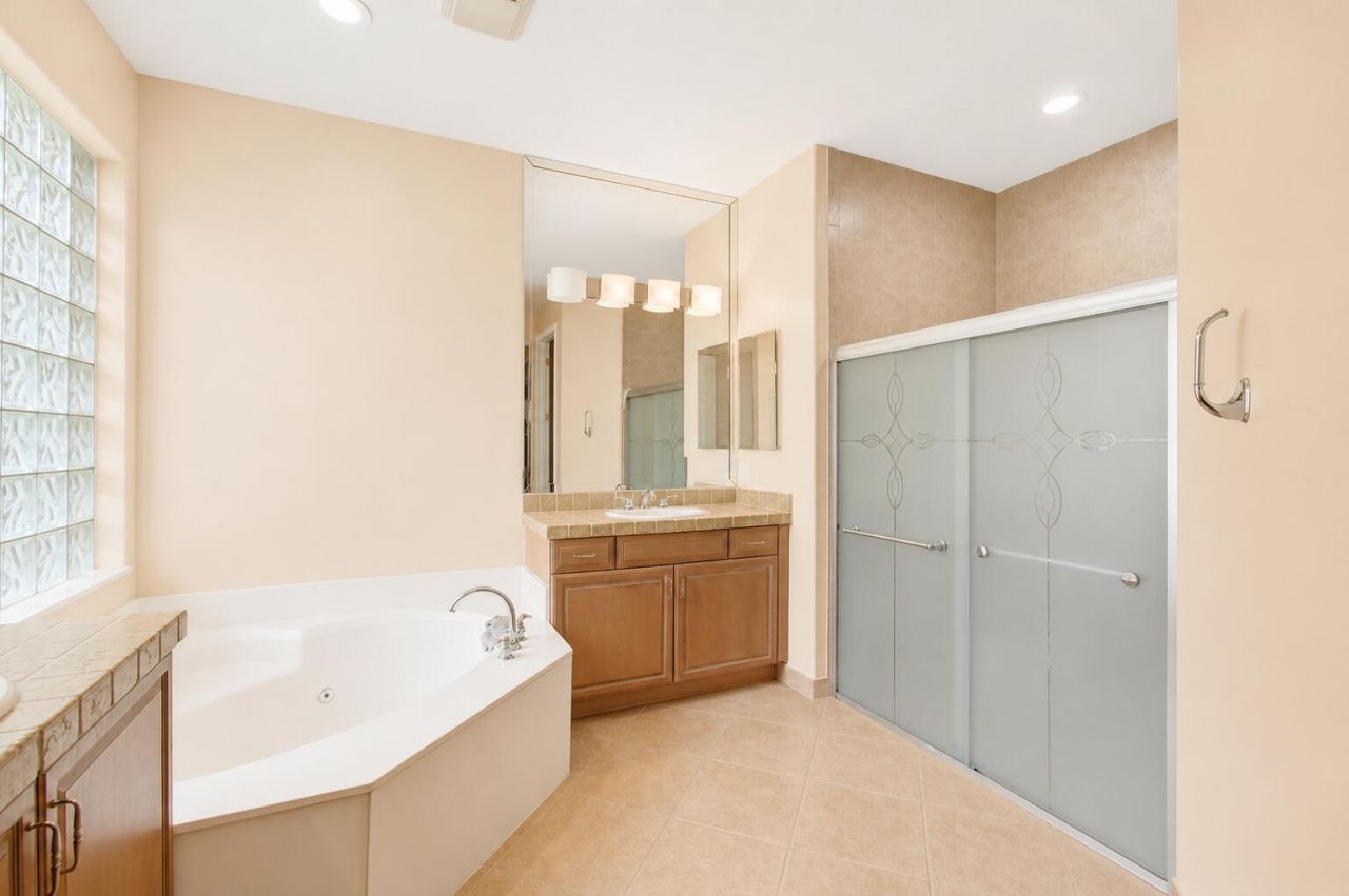 8855 Majorca Bay Drive, Lake Worth, FL 33467 Photo